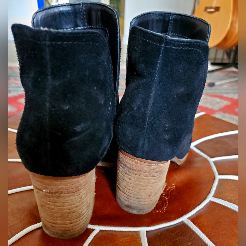 Booties - Picture 3 of 8
